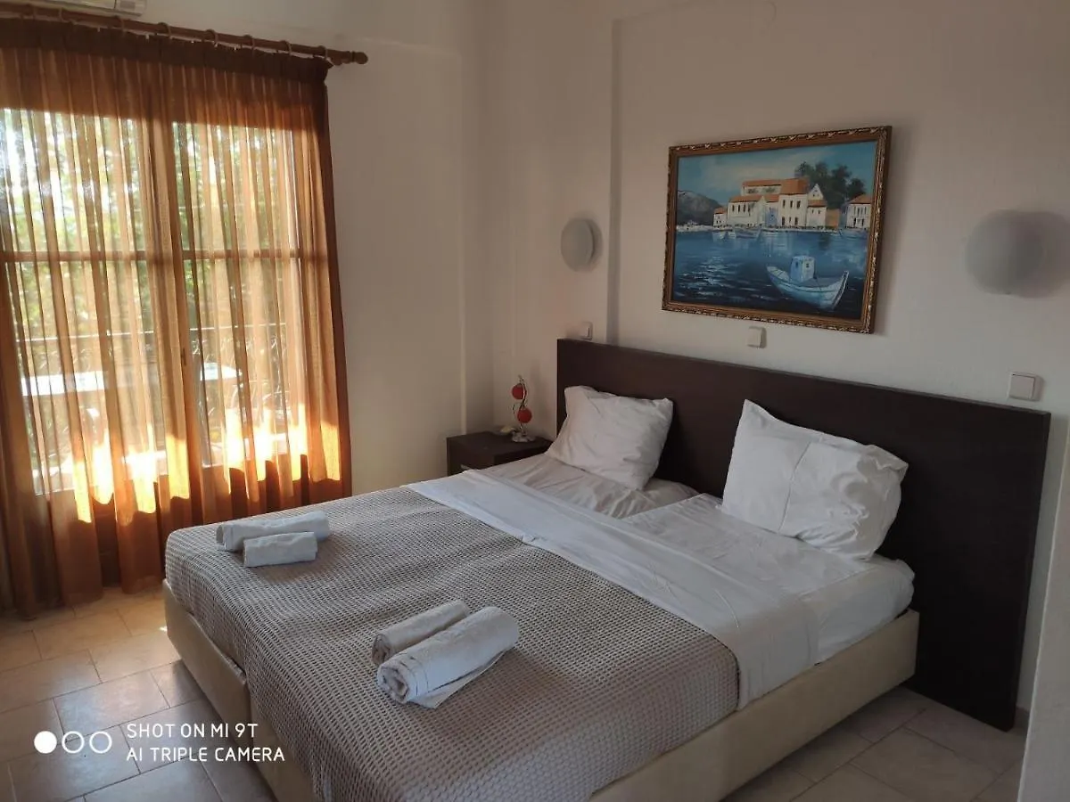Elsa Apartments Pefkochori