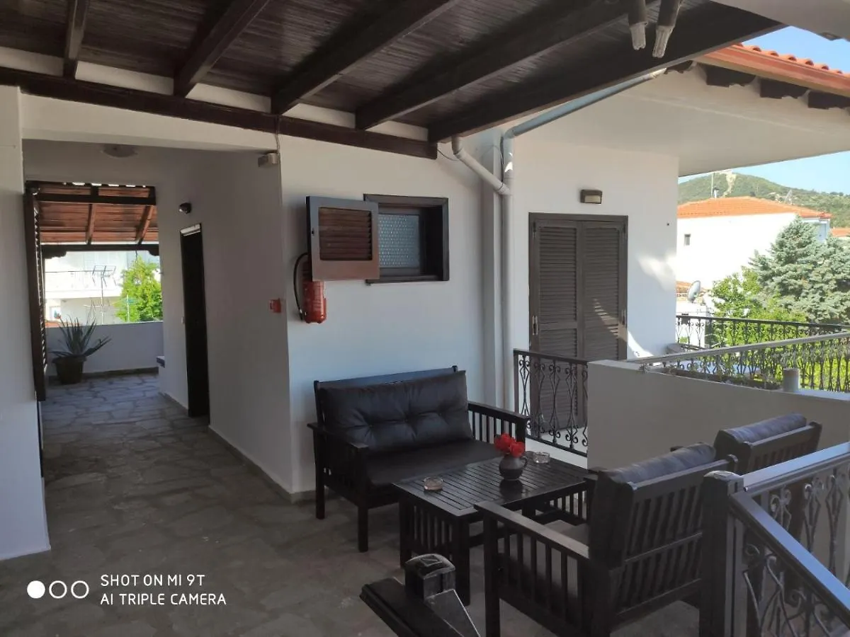 Elsa Apartments Pefkochori