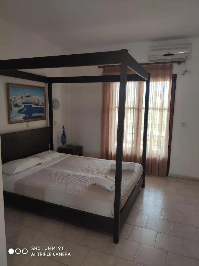 Elsa Apartments Pefkochori