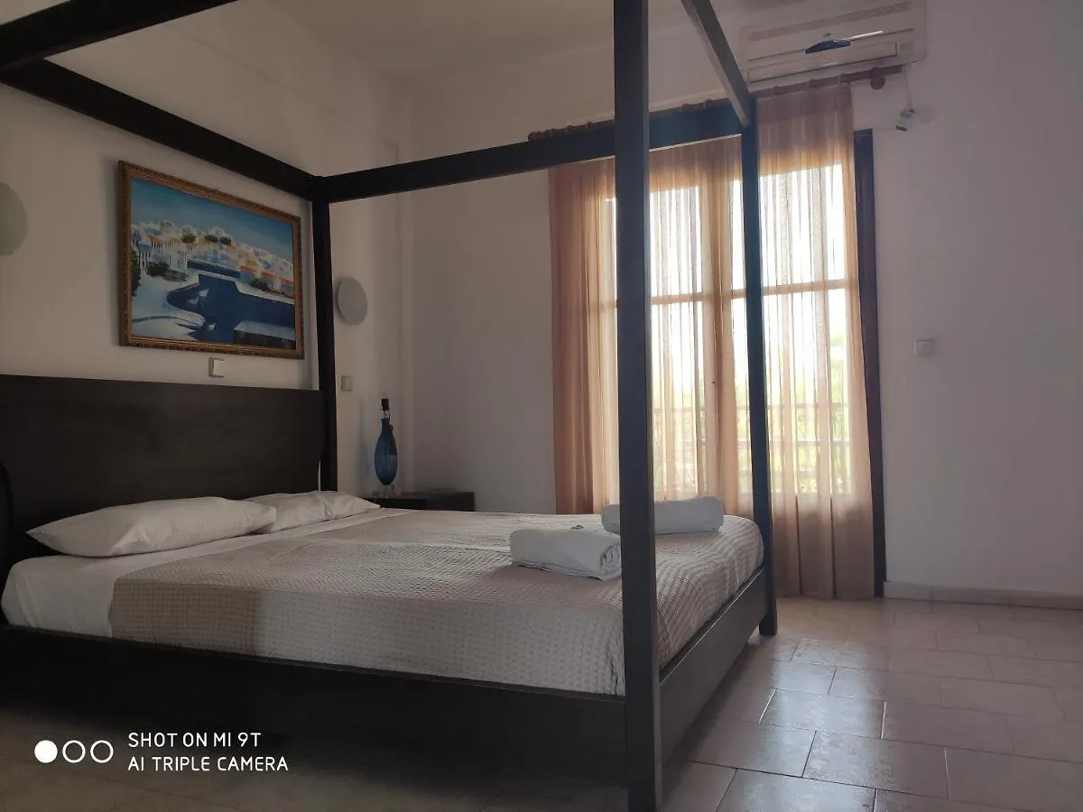 Elsa Apartments Pefkochori